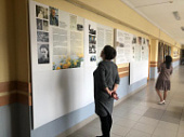 Музей открыл выставку в Сростинской школе.